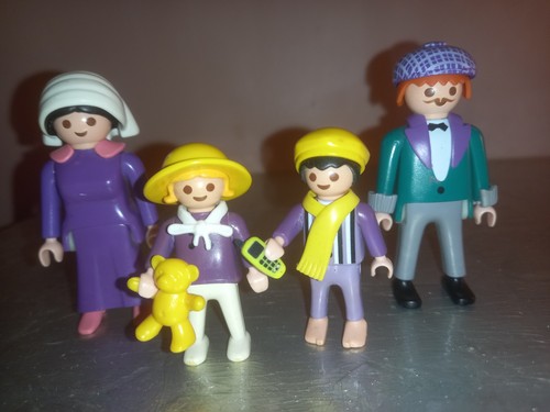 Playmobil figurines famille
