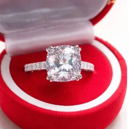 Bague solitaire certifiée