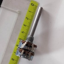 Potentiometre 2x 25 K Log  Nos
