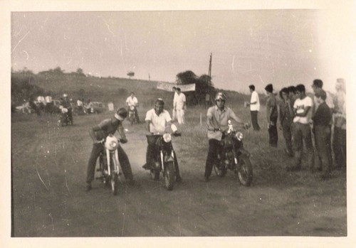 Ancienne photo circa 1960 moto - photo,