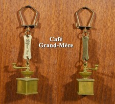Cafés Grand-Mère, porte-clefs moulin de café en plastique