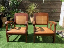 Fauteuils en bois exotique