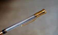 MAGNIFIQUE STYLO BILLE PARKER