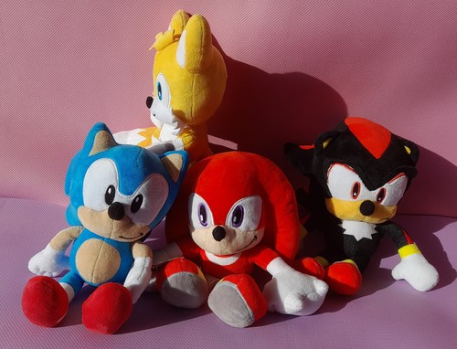 Lot peluches officielles - lot,