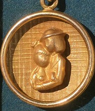 FRENCH 1960s WOMAN PEYNET LOVERS ROUND PENDANT & BOX~GOLD PLATED~MADE IN FRANCE