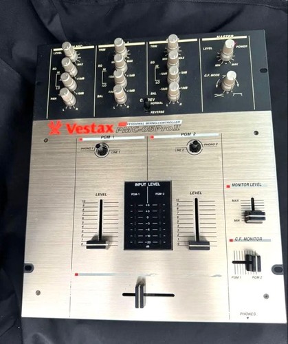 Vestax pmc pro ii dj - 2,