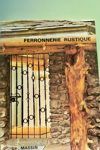 Ferronnerie rustique de - rustique, et