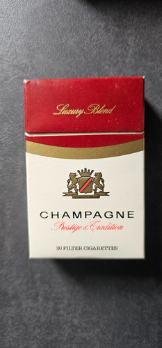 Paquet cigarette vide - paquet,