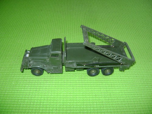 Dinky toys 884 - dinky, camion