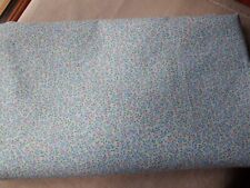 coupon tissu Liberty   "   petites fleurs  "    57  X  70  cm