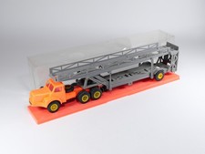 NOREV - 95 - Tracteur Berliet TBO 15 - Transporteur - Orange Fluo - En boite