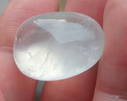 7.2gr 23x18x11mm quartz