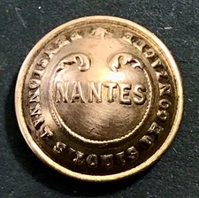 Ancien Bouton bombé Ca 1860 métal Doré Pensionnat De Gonzague Nantes  14 mm