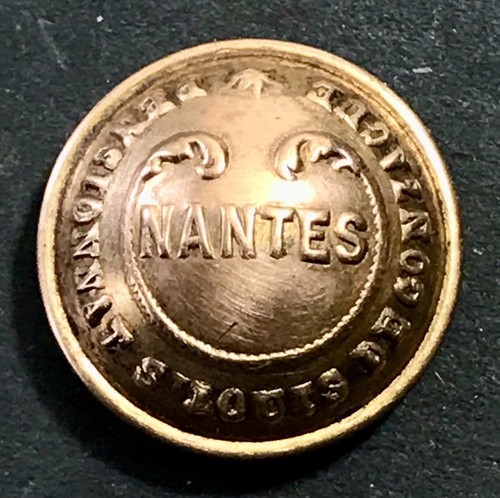 Ancien bouton bombé 1860 - bombé,