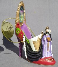QUEEN Blanche Neige  SHOE