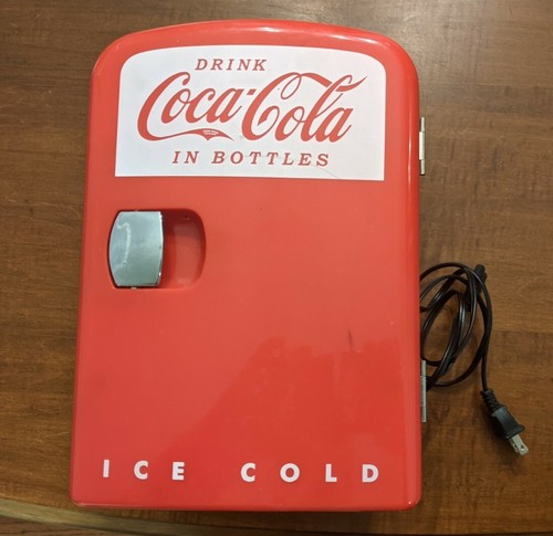 Coca cola can mini fridge - mini,