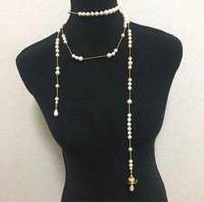 Collier ras du cou en perles