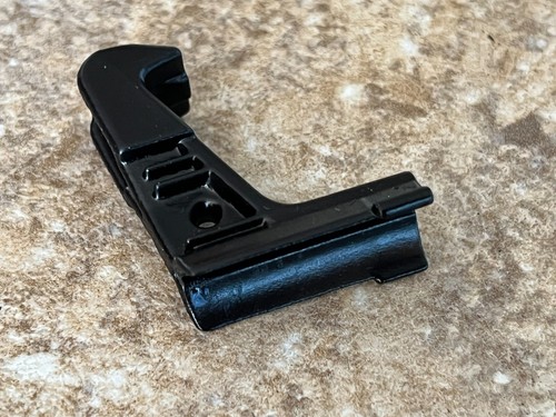 Black printed locking hook - black,
