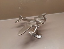 AVION BI MOTEUR A HELICES ,en