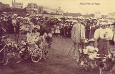 CPA 17 ROYAN FETE DE PLAGE