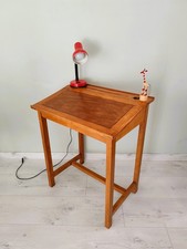 Ancien bureau d'écolier