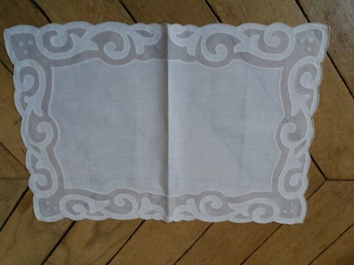 Lot sets table - et, 3