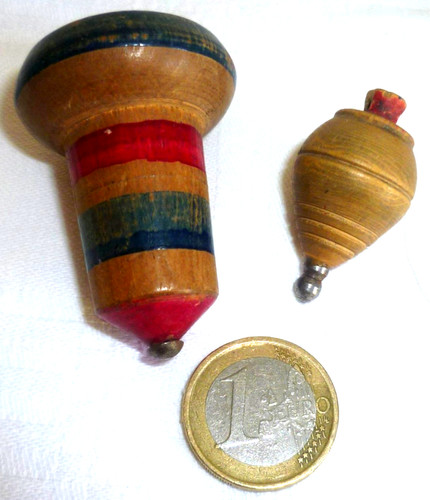 Jouet ancien toupies - jouet,