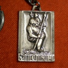 porte-clés key ring ST