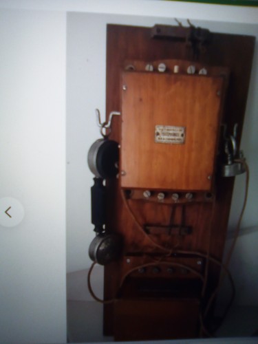 Telephone ancien bois - telephone,