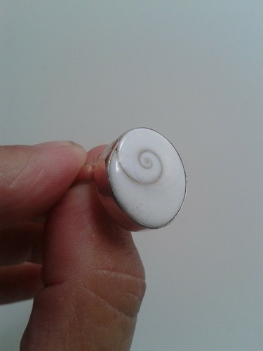 Magnifique imposante bague - magnifique,