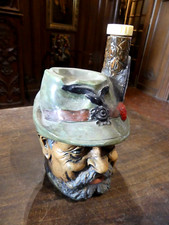 BOUTEILLE EN CERAMIQUE  barbotine  avec cendrier