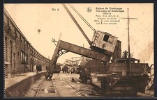 CPA Zeebrugge, Ruines, Mole, Grue detruite et dragueur de mines 