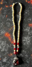 NEUF JOLI COLLIER PERLES BLANC