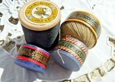 Mercerie ancienne, LOT 4 ANCIENNES BOBINES FIL DE LIN EXTRA, JOLIES ÉTIQUETTES