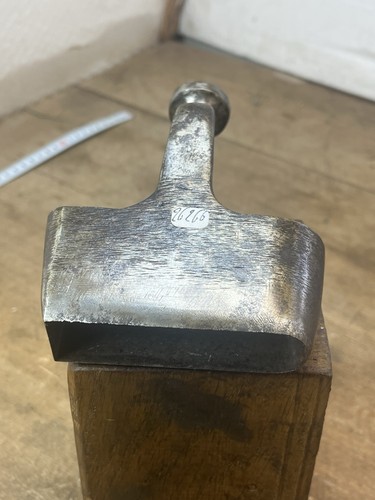 Outil ancien cordonnier - /,
