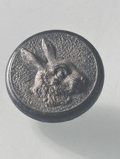 Bouton Ancien Lièvre -