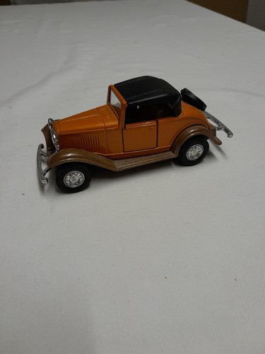 Voiture oldtimer friction - oldtimer, à