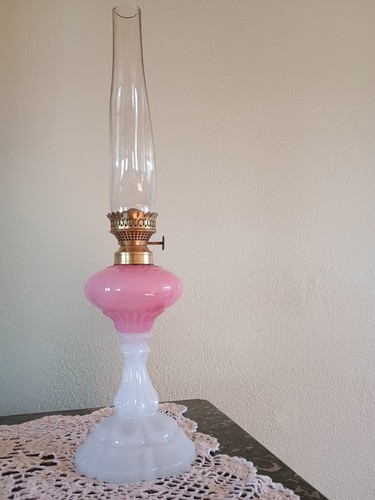 Portieux lampe à pétrole - -,