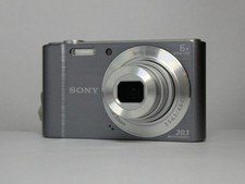 Sony Cyber-shot W810 Appareil Photo Compact 12MP – Zoom Optique 6x – Léger & Sim