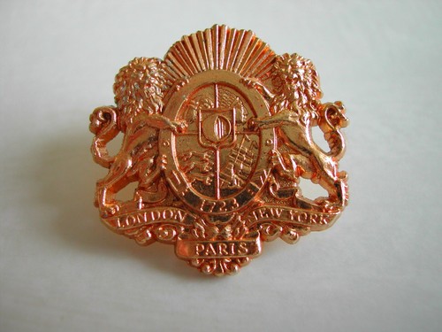 Pin parfums revillon - revillon, par
