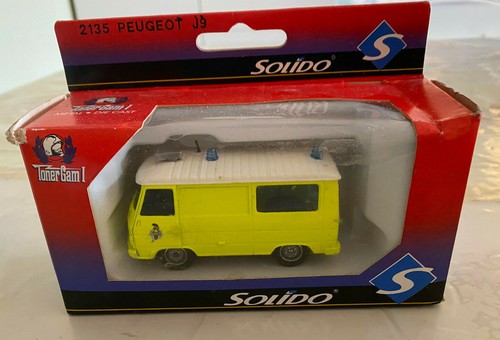 Camion pompiers peugeot j9 - pompiers,