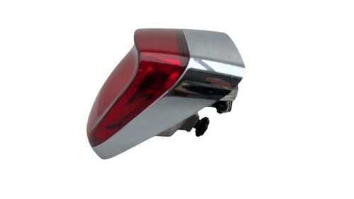 Feu arrière piaggio vespa - feu,