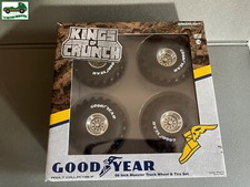 Pack 4 Roues Good Year 66 inch Monster Truck Wheel & Tire Set Greenlight au 1/18