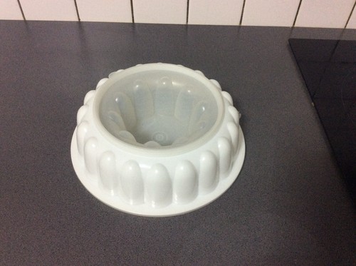 Tupperware grand moule - ,