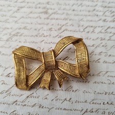 YVES SAINT LAURENT Broche Pendentif Noeud Ruban Noué HAUTE COUTURE Pendant