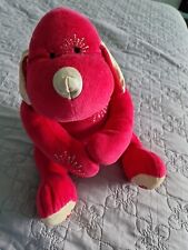 Peluche doudou chien DOUGLAS Rouge 2010 mains scratchées 25 cm assis TTBE