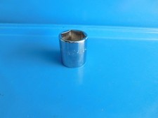 NEUF, MAC TOOLS "1/2 PO. DR." DOUILLE COURTE CHROMÉE 6 POINTS, PIÈCE #V426R