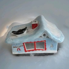 maison de noël en porcelaine