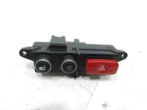 Bouton warning 156068744 - bouton,