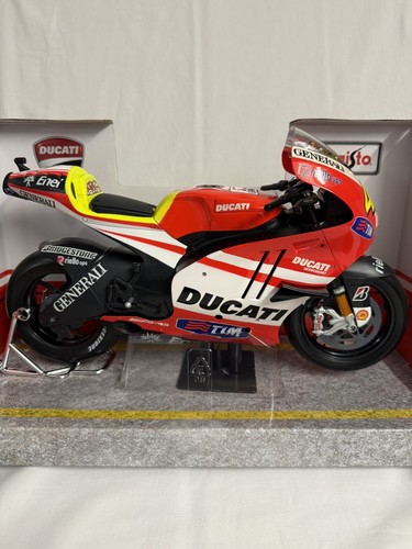 Moto ducati desmosedici - ducati, gp